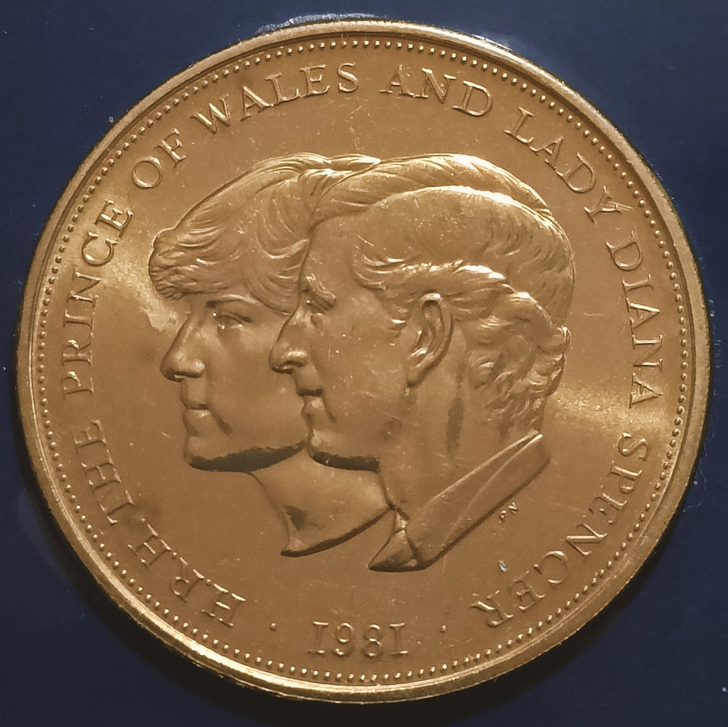 1981 Royal Mint UK Commemorating The Marriage of H.R.H Prince to Lady Diana Coin