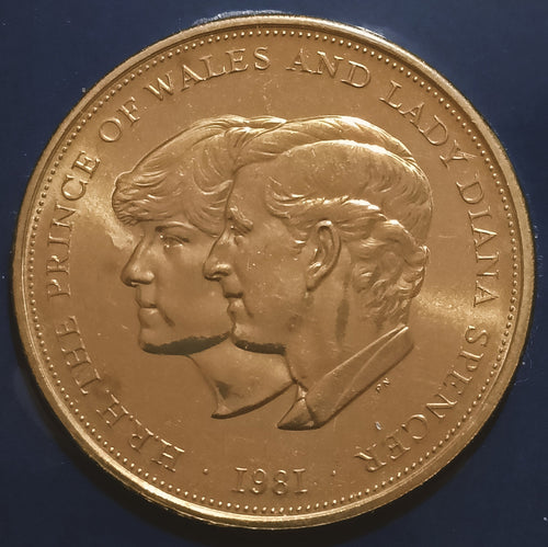 1981 Royal Mint UK Commemorating The Marriage of H.R.H Prince to Lady Diana Coin