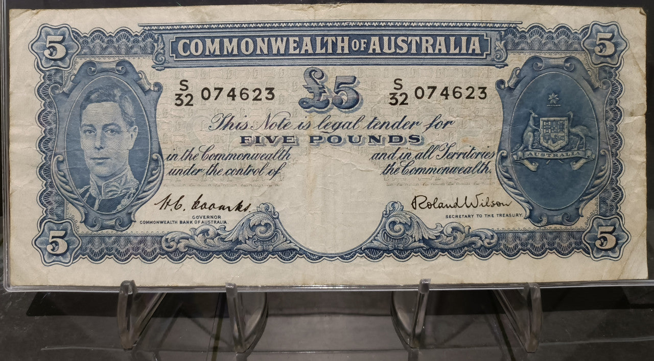 1952 £5 Coombs/Wilson Five Puond Banknote S32 074623