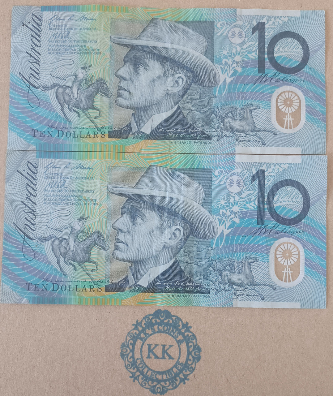 2013 Australia $10 First and Last Prefix Banknotes AA13 494529 & DF13 681585